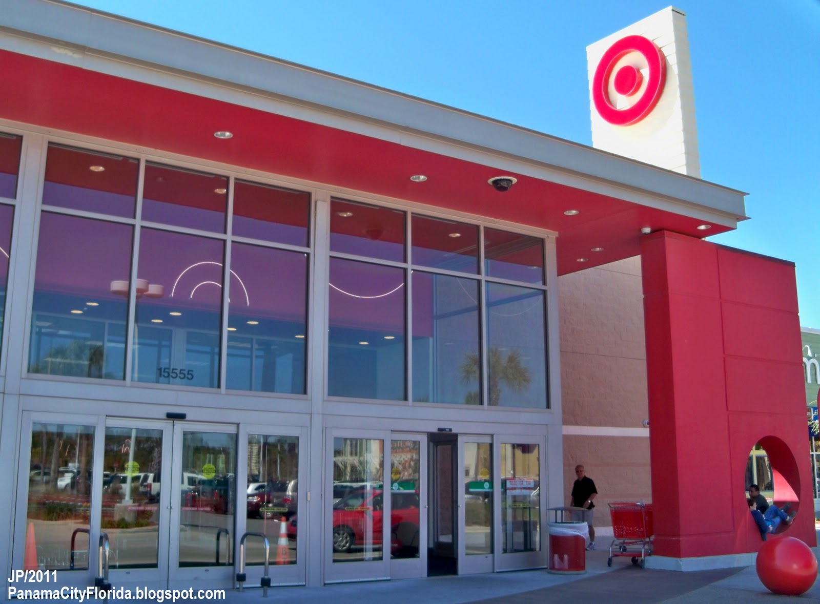 Target department store online Target Canada Co. was the Canadian subsidiary of the Target Corporation, the second-largest discount retailer in the United States. Formerly headquartered in Mississauga, Ontario, the subsidiary was formed with the acquisition of Zellers locations from the Hudson's Bay Company in January Target Canada opened its first store in March , and was operating locations by January